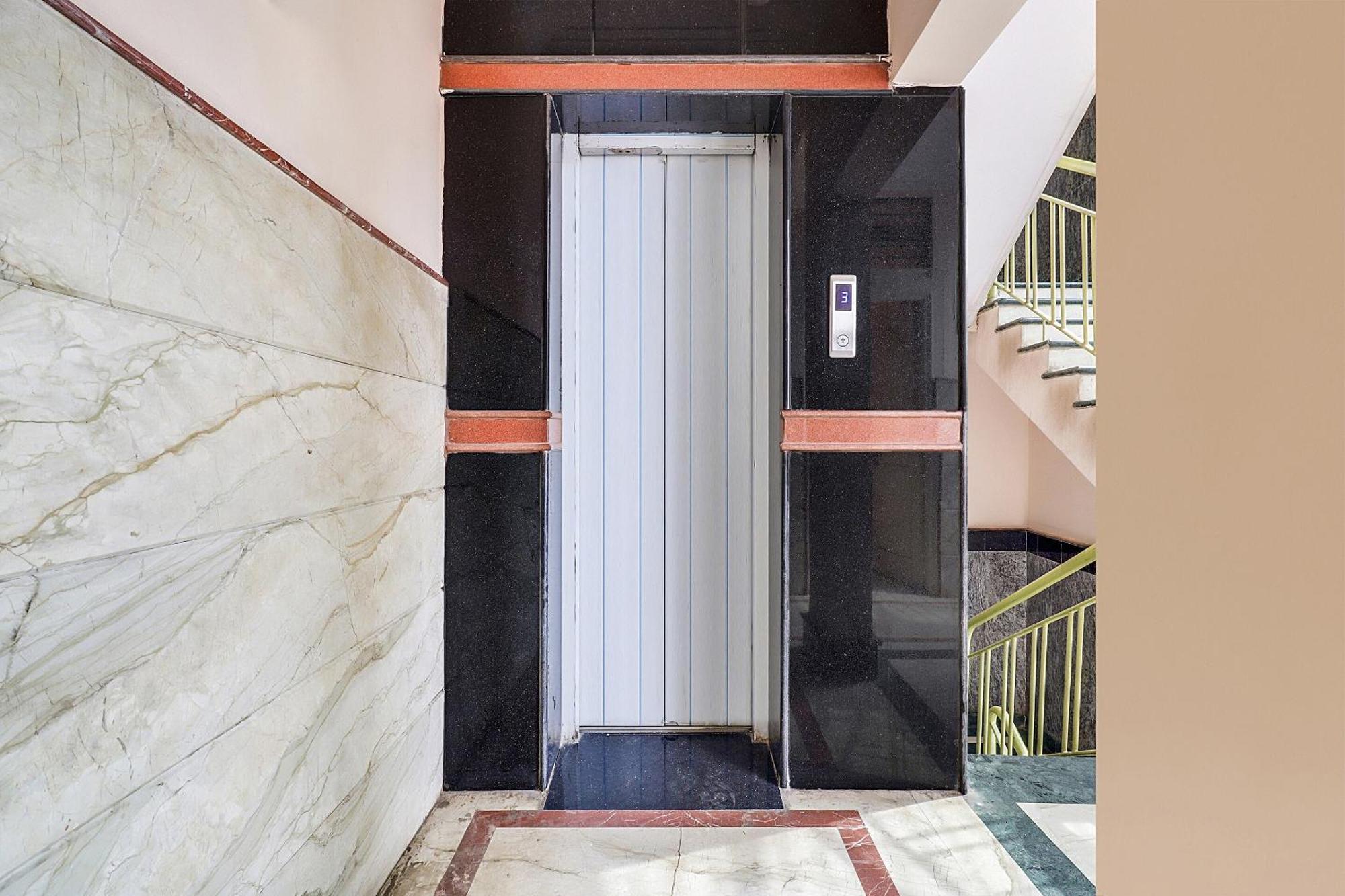 Hotel O Vasavi Residency Bangalore Eksteriør bilde